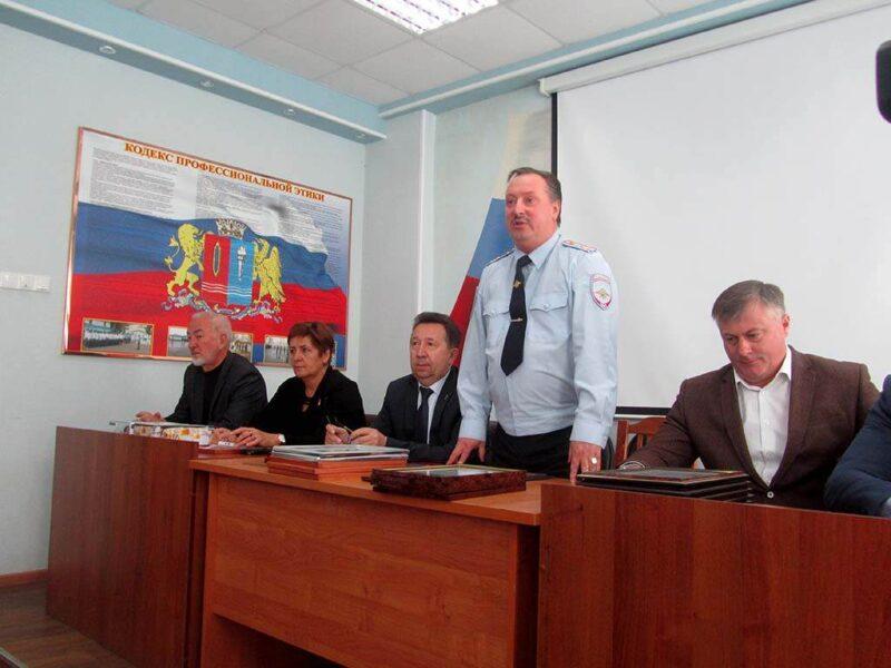 Праздник сыщиков и детективов