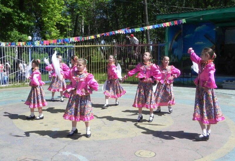 Танцевальный коллектив ДШИ