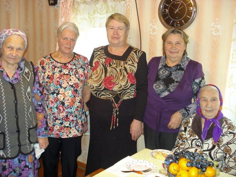 А.Д.Никонова с родственниками