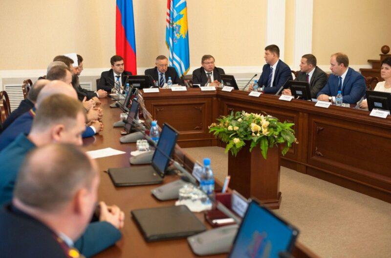 В Ивановской области официально представлен временно исполняющий обязанности губернатора Станислав Воскресенский