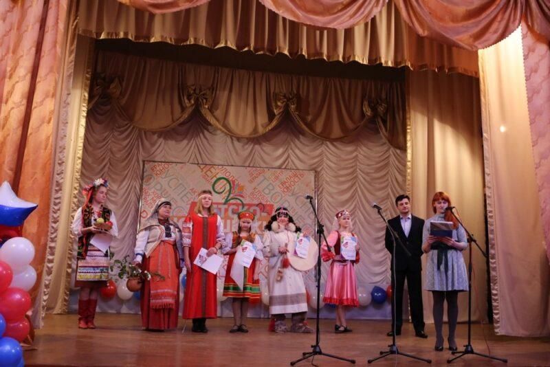 Юрьевчане отметили День народного единства (фоторепортаж)