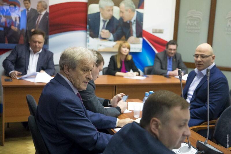 Юрий Смирнов: Сроки согласования техприсоединения к сетям на землях лесного фонда надо сокращать