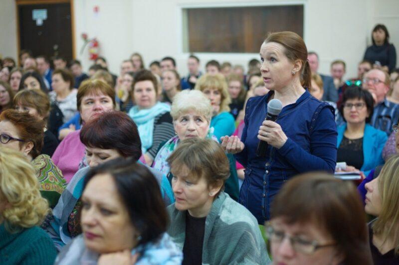 Врио губернатора Ивановской области Станислав Воскресенский провел встречу с жителями Юрьевецкого района