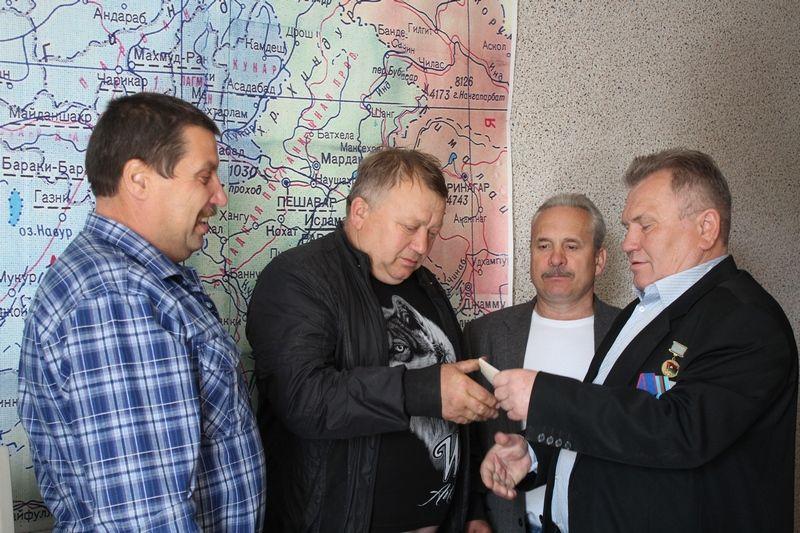 «Афганцам» — пограничникам выручены юбилейные знаки