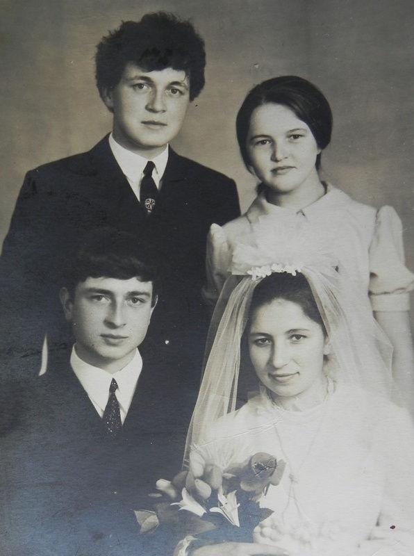Супруги в день свадьбы