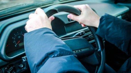 Злоумышленники хотели угнать автомобиль с подворья храма