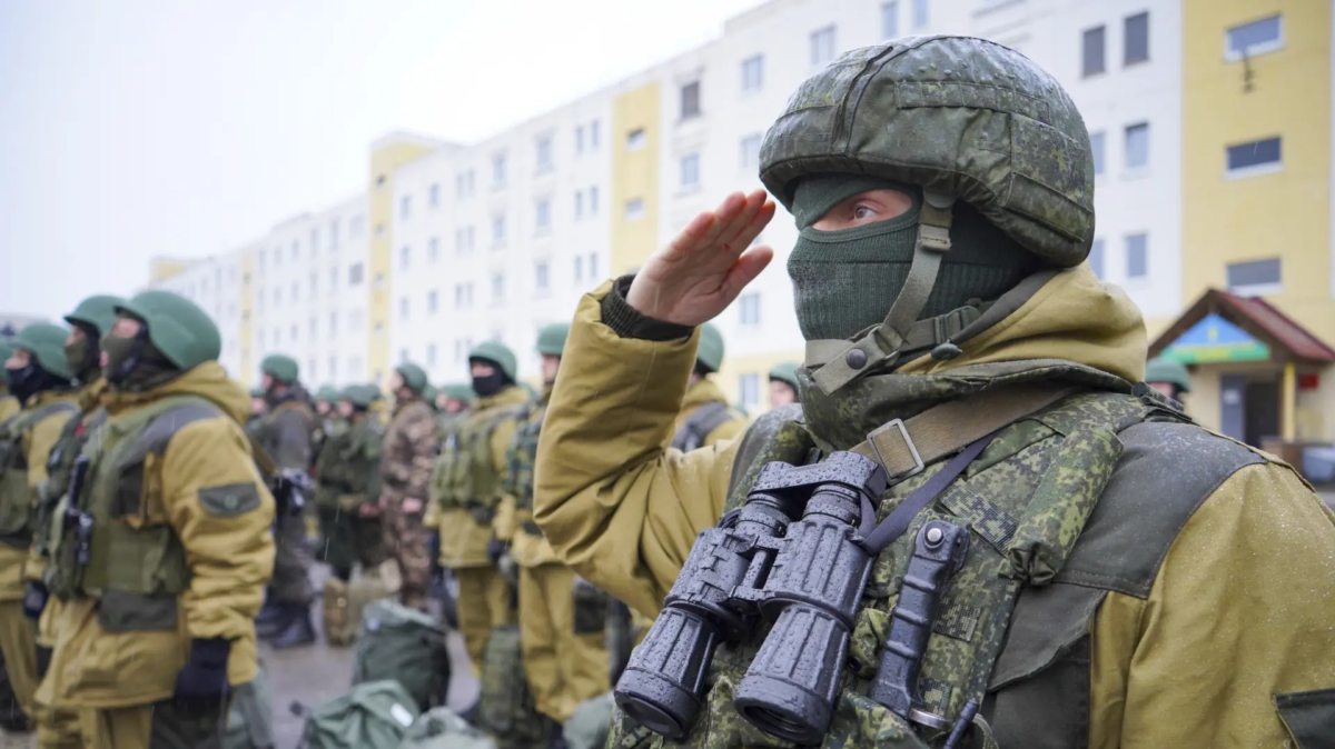 За заслуги в ходе СВО военнослужащие и члены их семей могут получить бесплатный земельный участок