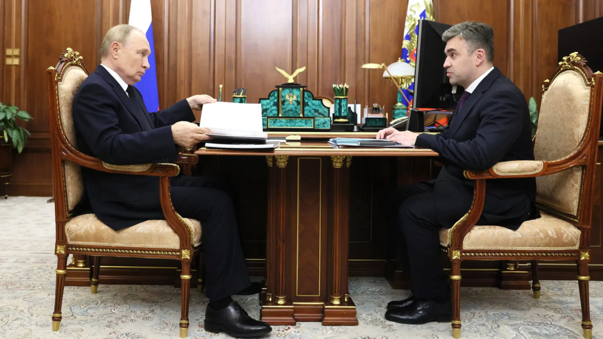 Владимир Путин провёл рабочую встречу с губернатором Ивановской области Станиславом Воскресенским