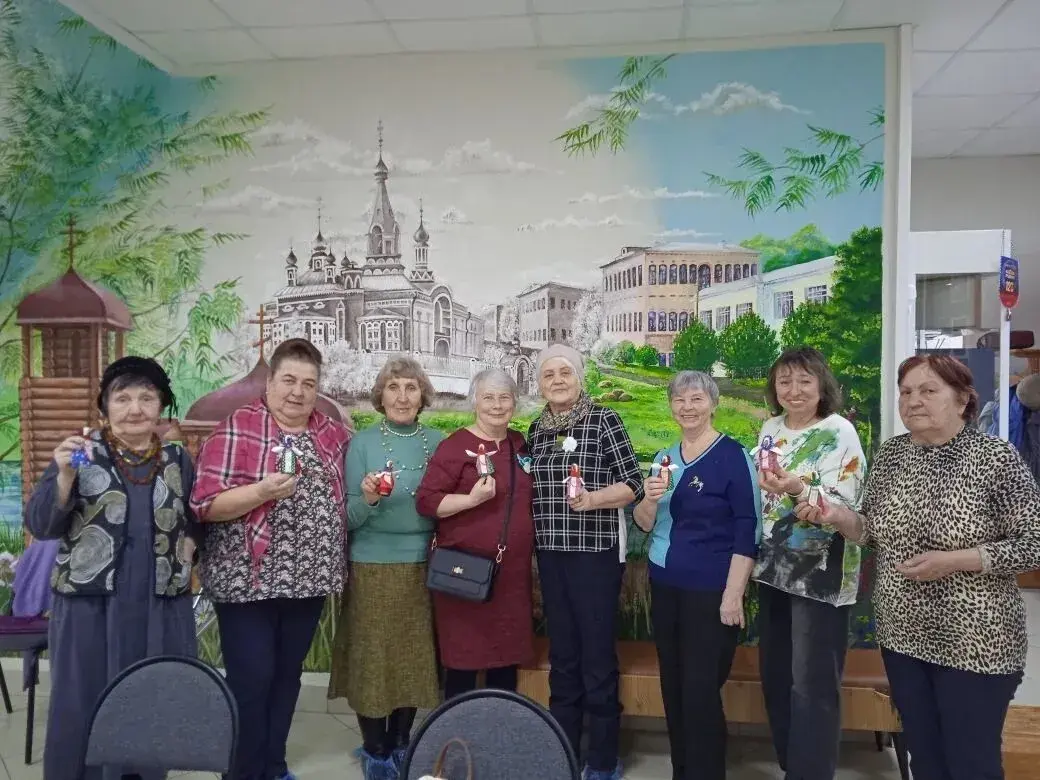 Участницы Юрьевецкого КЦСОН побывали на экскурсии в Родниках